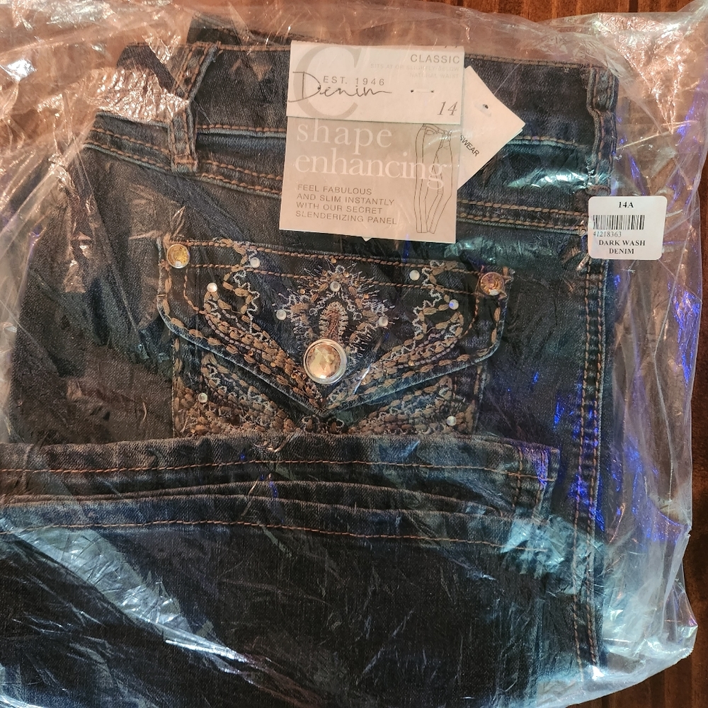 Denim Company new in plastic jeans